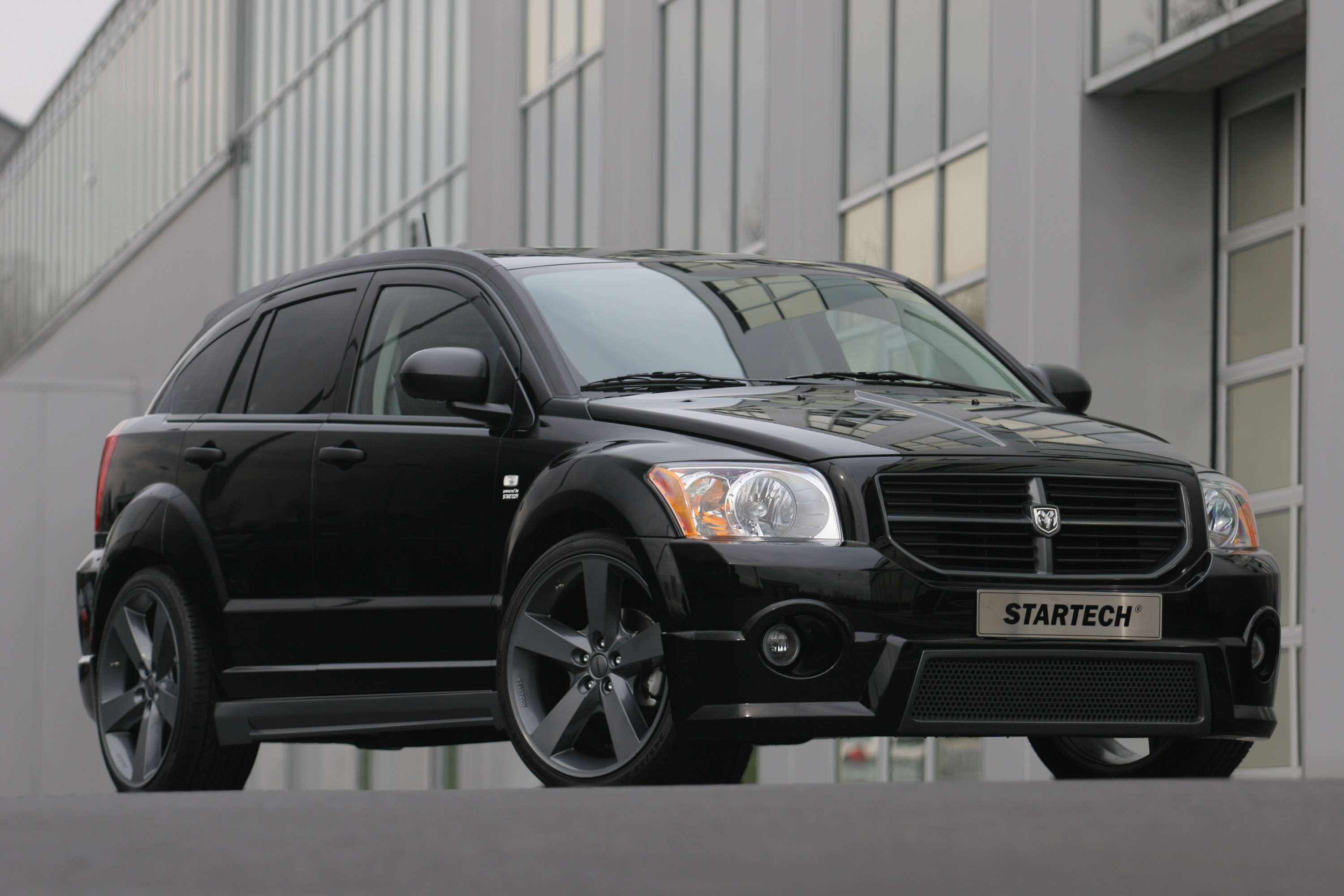 Que coche tenemos?? - Página 2 Dodge_caliber_startech_fro