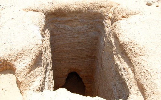 U egipatskom haosu poharane grobnice faraona Tunel%20pljackasa
