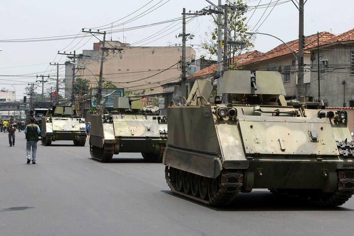 La policía toma la favela más peligrosa de Río tras una intensa batalla con los narcos 1290703024437