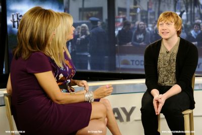 Team Fan : Rupert Grint - Página 5 Normal_RupTodayShow012