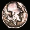 Quelques monnaies grecques célèbres  21-Massue-et-dauphin