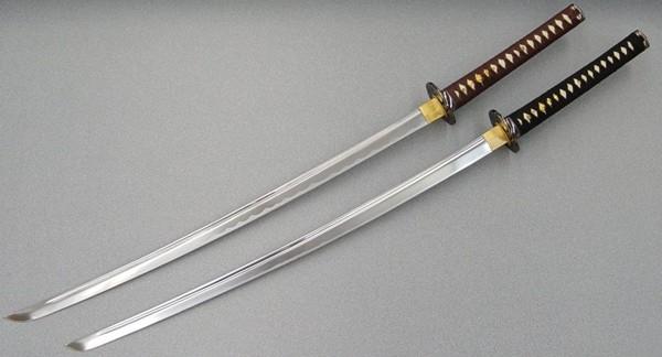 Missão: Sobreviventes perigosos ( Makuro Kin/Haru Murakami) - [ COMPLETA ] Samurai-swords-masahiro-tiger-katana