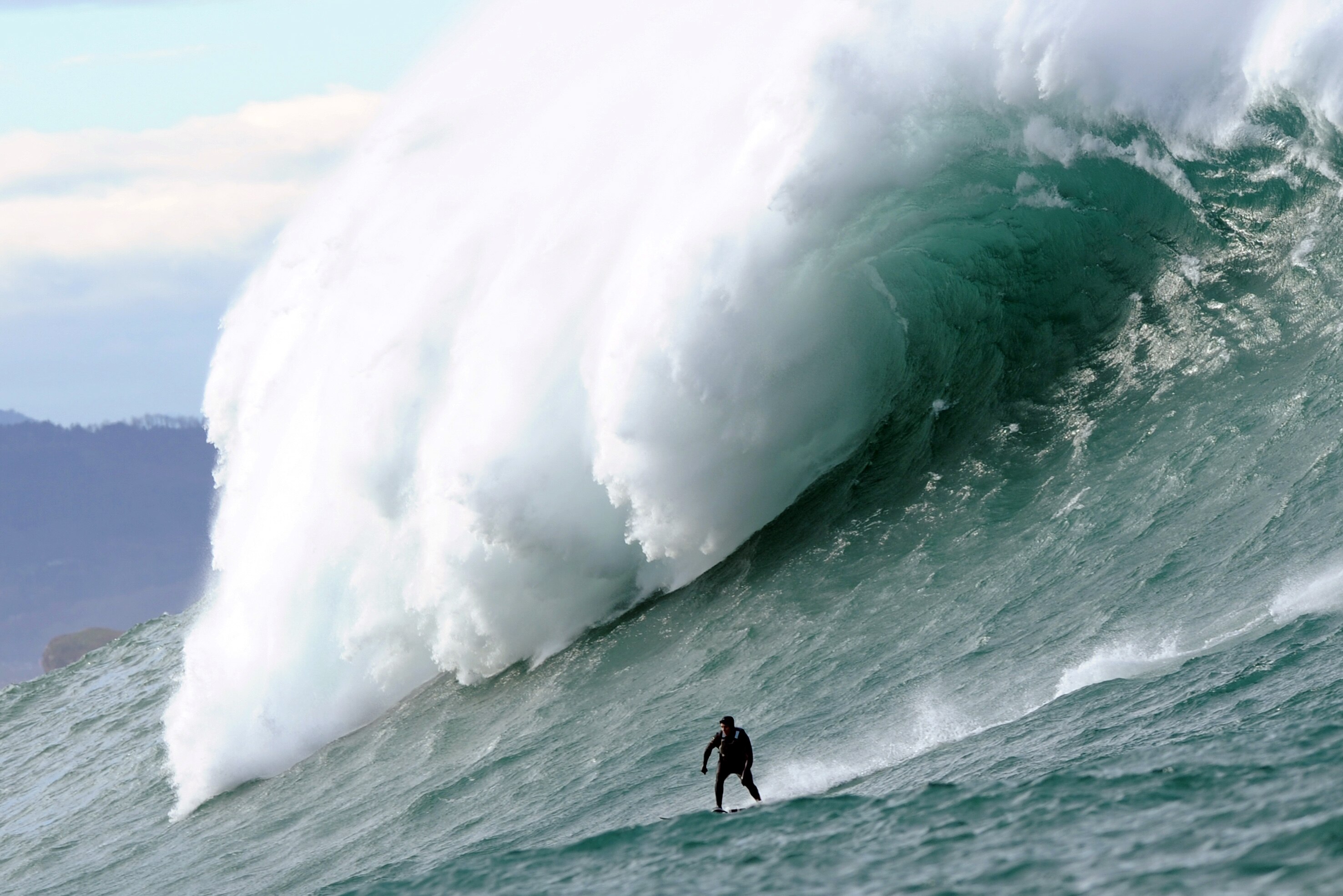 Olas gigantes France_giant_wave_getty