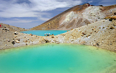 Ein heiliger Ort der Maori  Emerald_Lakes_2