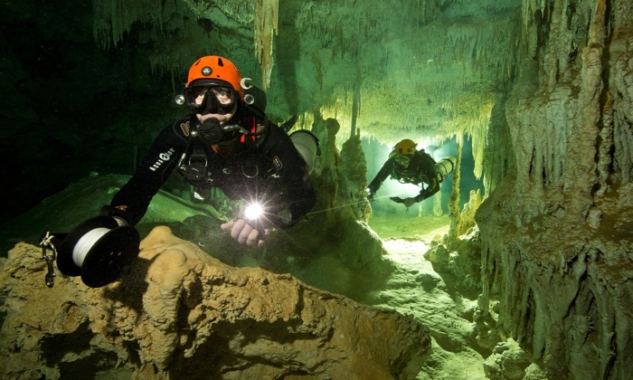 Divers Found The World's Largest Underwater Cave, And It's Full of Maya Secrets  835-mexico-sac-actun-cave-1