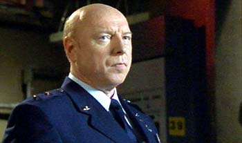 Don S.Davis nous quitte... Stargate_sg1_don_s_davis_int_hammond_2