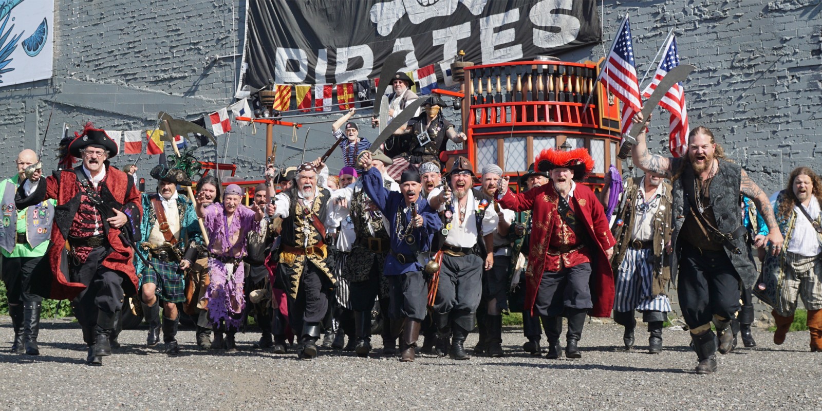 [Jeu] Suite d'images !  - Page 4 Seafair-Pirates-Charge-1600x800