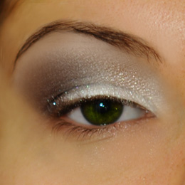 اجمل مكياج لاجمل عيون Maquillage_paupiere_tombante_etape_3_oeil_ouvert