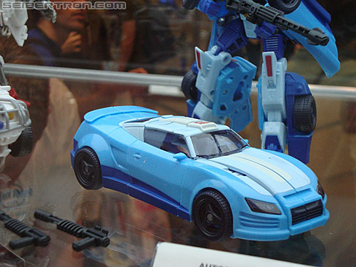 Transformers United et Generations - Page 3 R_DSC03003