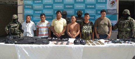 Libera Marina a 2 secuestrados y a diez secuestradores en Cancun Foto_02