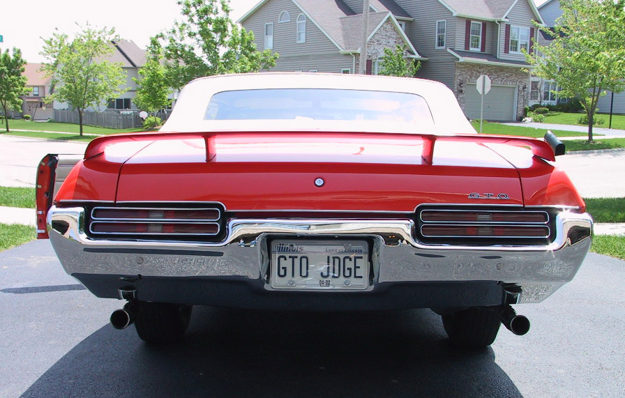 BREAKER BREAKER ONE NINER... NEWS FLASH NEWS FLASH!  1969-Pontiac-GTO-Judge-Convertible-Orange-jw-sb-3