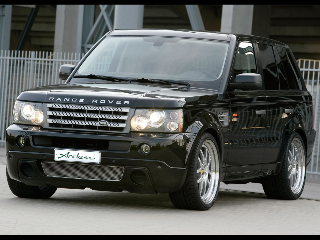 حوار بين سلطان وطوني  2006-Arden-Range-Rover-Sport-SA-1280x960
