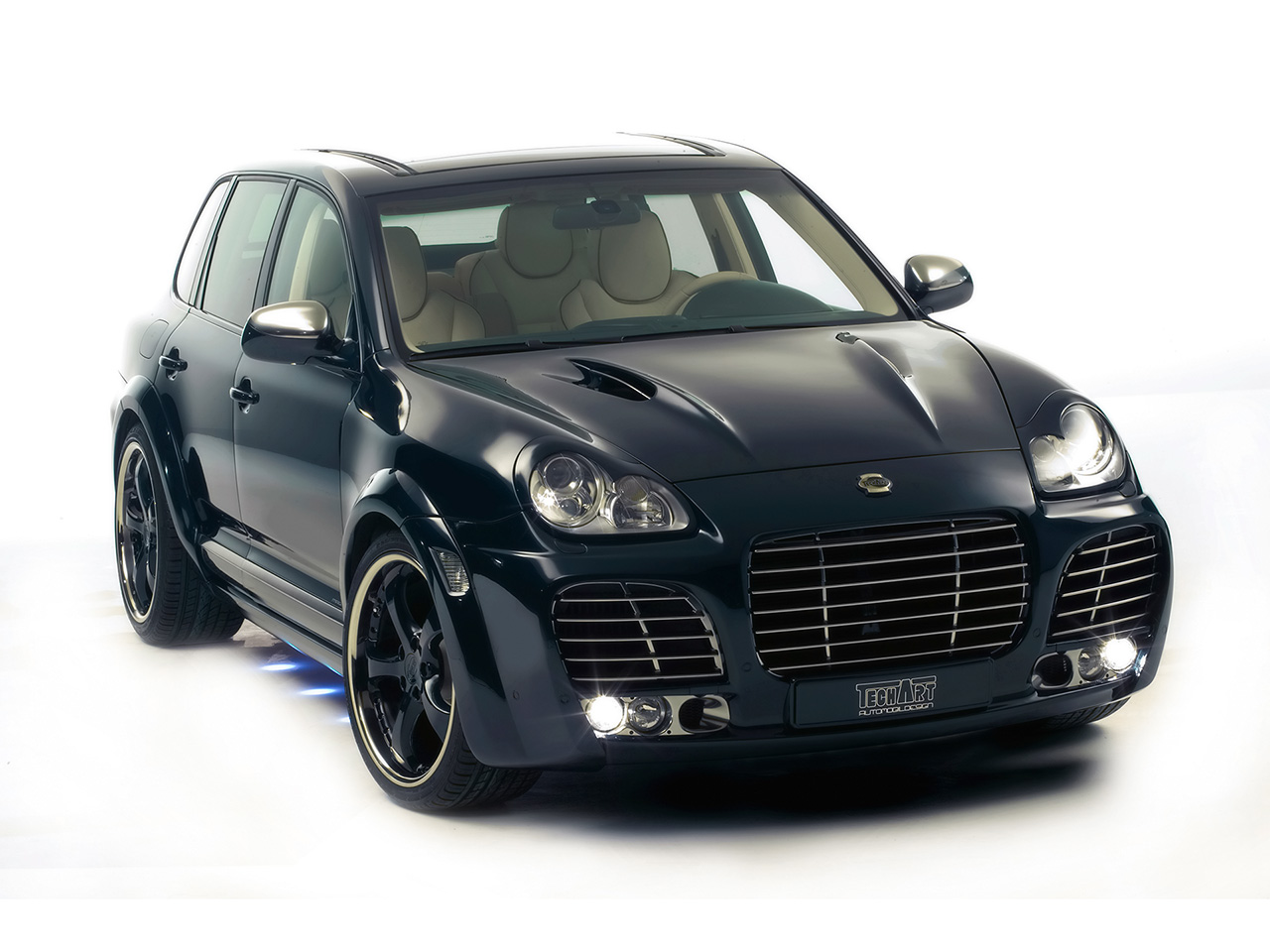 techart-magnum 2007-TechArt-Magnum-de-Sede-based-on-Porsche-Cayenne-Front-Angle-1280x960