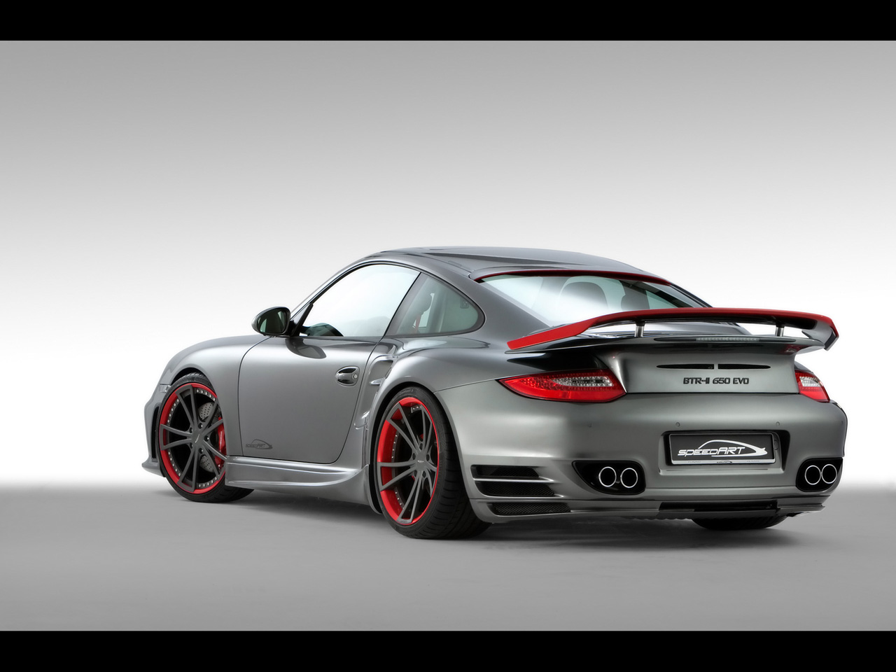 Tu imagen del Da II - Pgina 23 2010-speedART-BTR-II-650-EVO-Porsche-997-Turbo-Rear-And-Side-1280x960