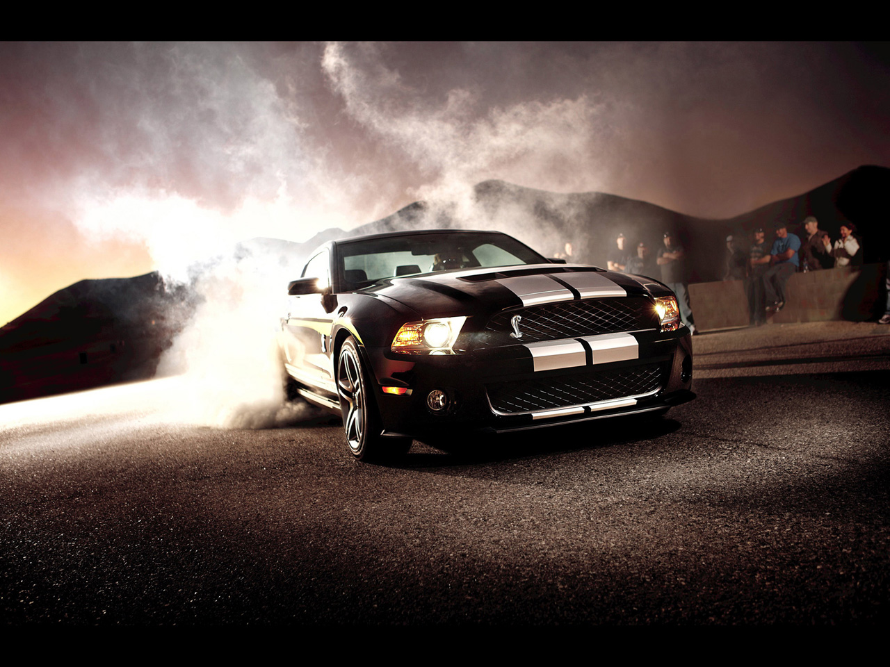  2012 Ford Shelby GT500  2012-Ford-Shelby-GT500-Front-Angle-Smoke-1280x960