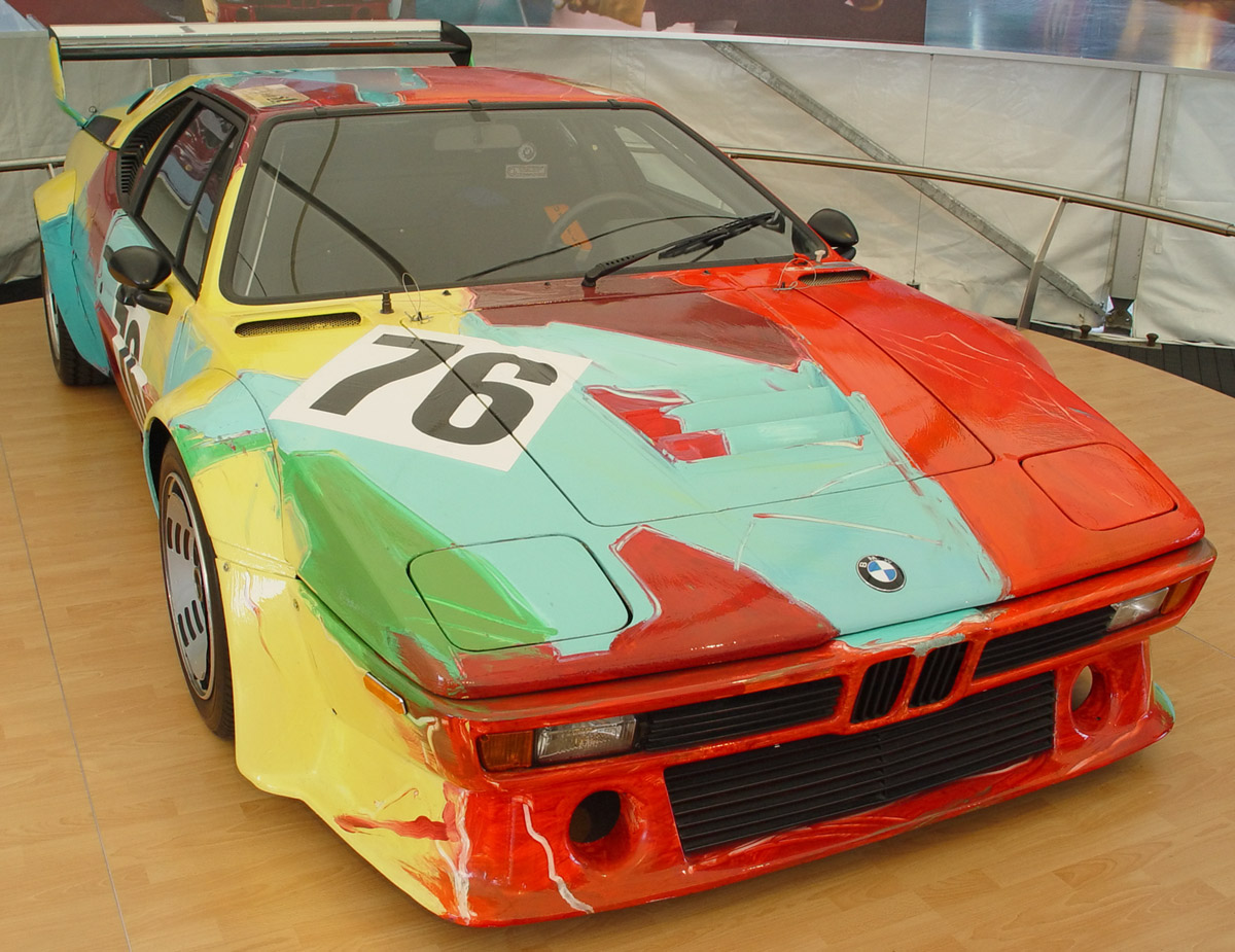 ادخلو وشوفو ما تخلو صورة تفوتكم سيارات معدلة BMW-M1-Andy-Warhol-Art-Car-f-lr