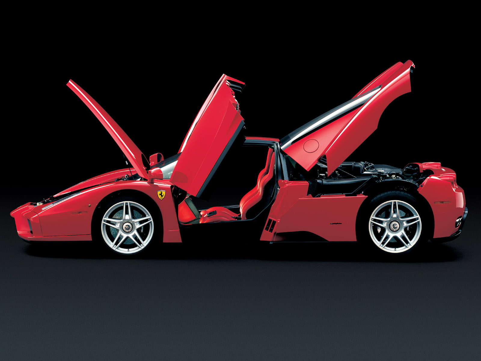    ( Ferrari ) Ferrari-Enzo-Hood-Doors-Open-1600x1200