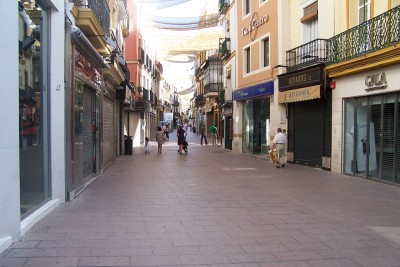 *Lugares donde te puedes encontrar* Calle_sierpes_sevilla