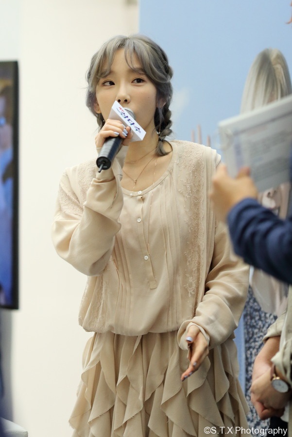 [PIC][23-09-2016]TaeYeon tham dự buổi Fansign cho thương hiệu nước uống "SAMDASOO" tại COEX Live Plaza vào tối nay - Page 4 PS6C8233