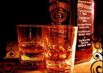  Ja Dhuroni nje pije personit siper - Faqe 15 Photo-whisky-brands-drink-whisky