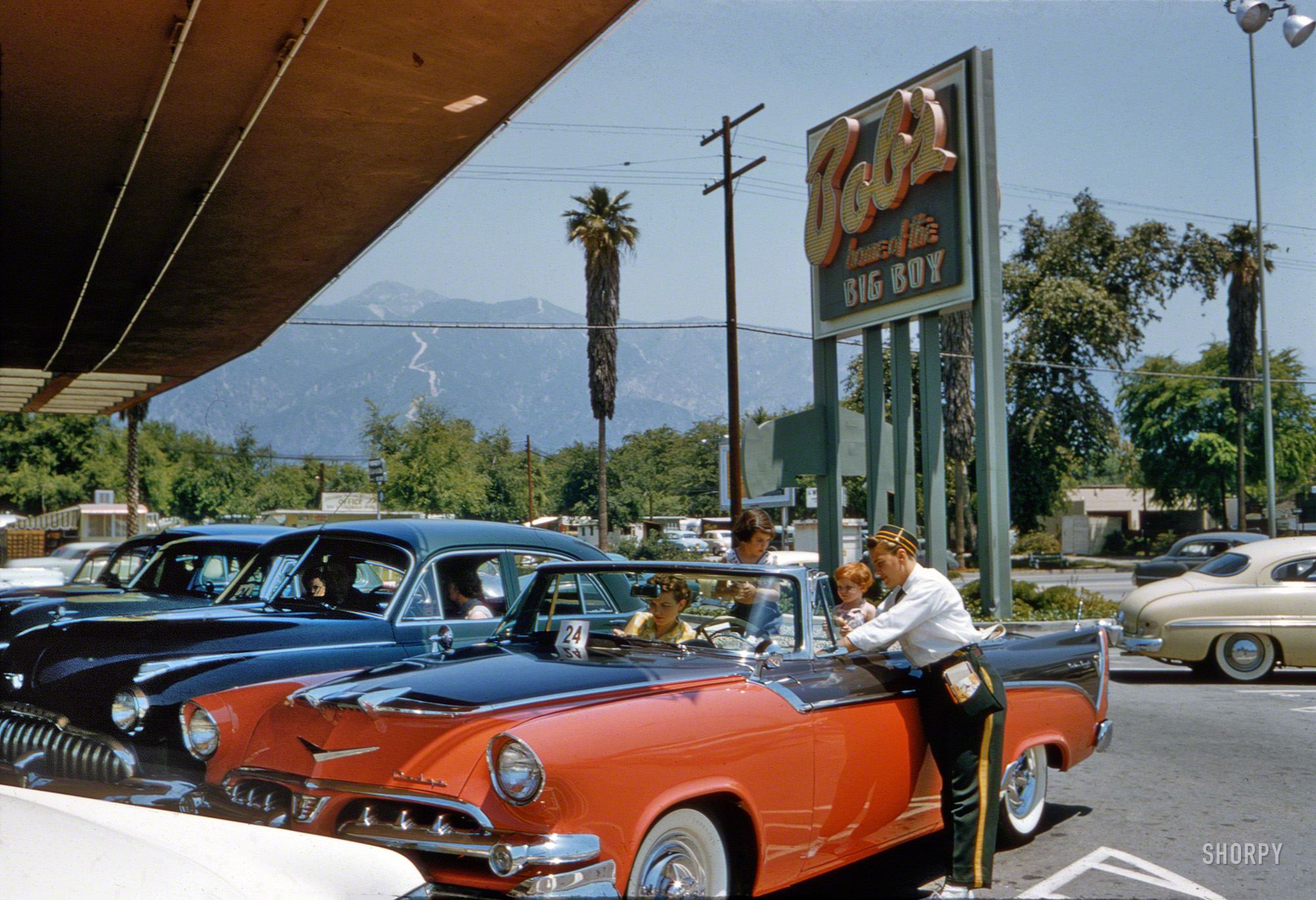 Drive in / station services - Page 5 SHORPY_04165u