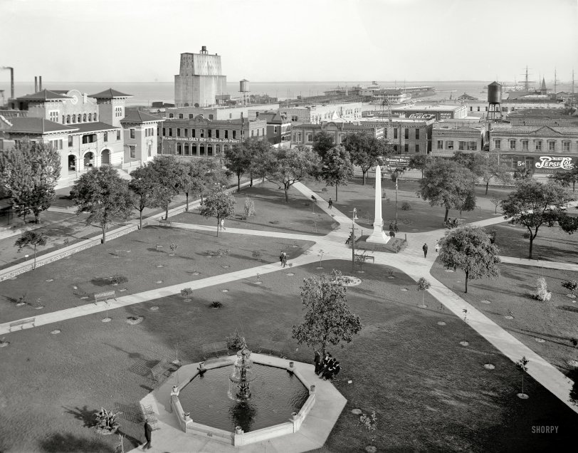 City Hall snd other Old Pensacola Photos   Dont miss this!!! SHORPY_4a24490a.preview