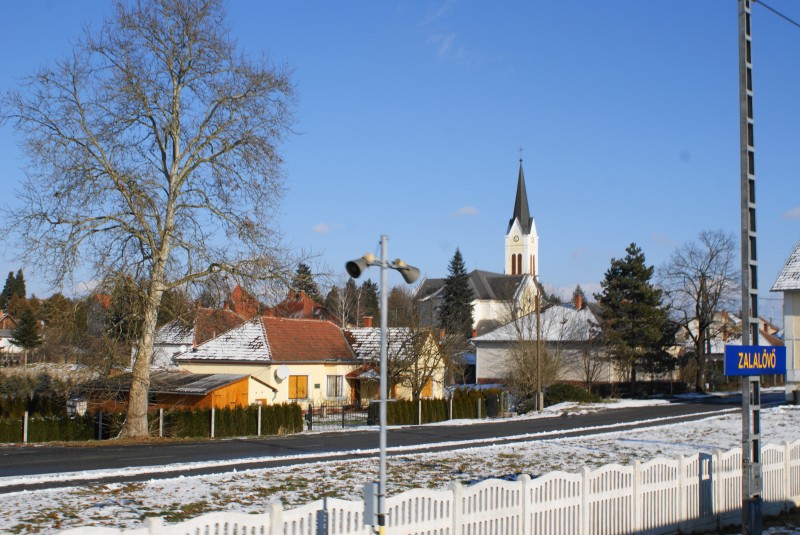 Malo Maarske H16-zalalovo-cerkev