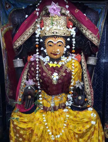 FAMOUS TEMPLES OF PURI :  Temples outside of Puri Alarnath_goddess_laxmi