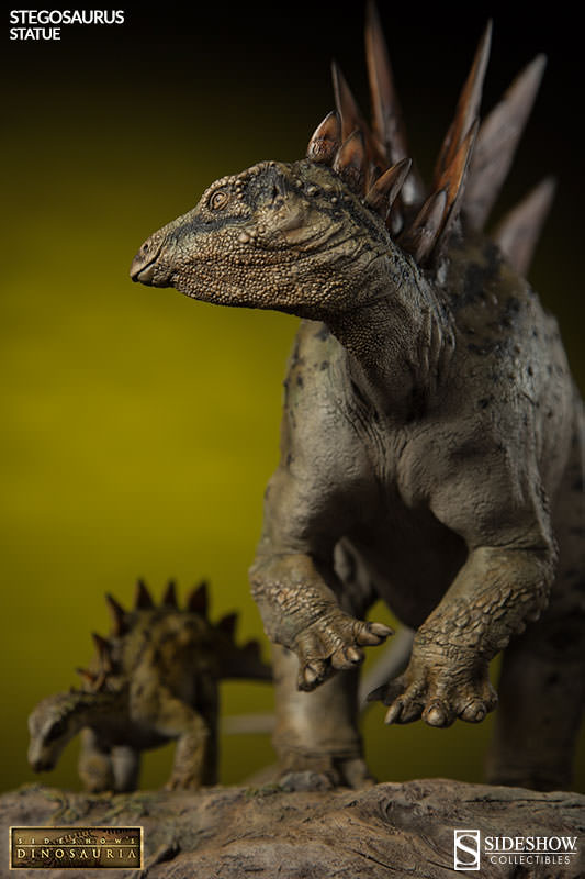 [Sideshow] Dinosauria: Stegosaurus Statue 2000473-stegosaurus-003