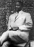 SIR BANJA TEJAN-SIE  (1917-)  SECOND GOVERNOR-GENERAL Heroessirbanjatejansie