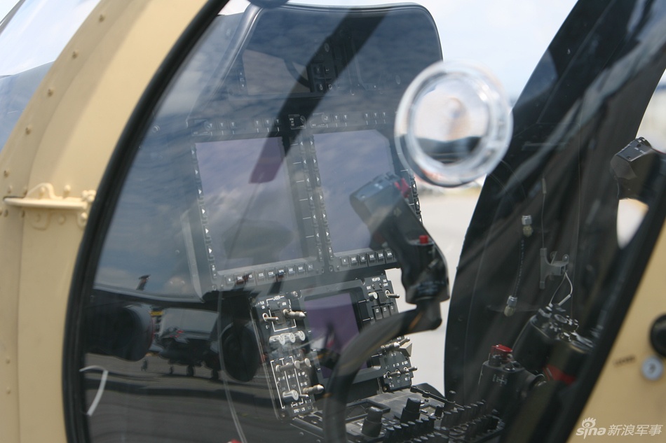 Boeing AH-6 " Little Bird " (Helicóptero ligero artillado USA ) 741_3133_941197