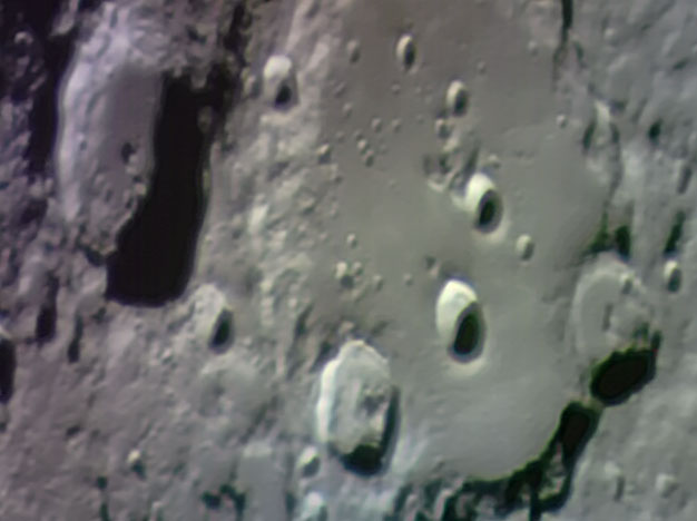 Un petit tour du coté de la Lune 16Feb08-vid12---Clavius