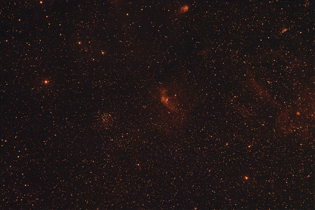 17 Septembre 2010 - Bubble Nebula dans Cassiopée BubbleNebulaWideField