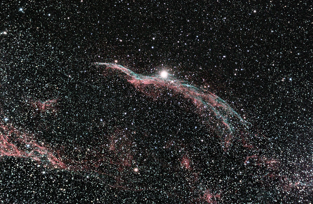 Veil Nebula (NGC 6960) 12 septembre 2009 Veil_Saturated