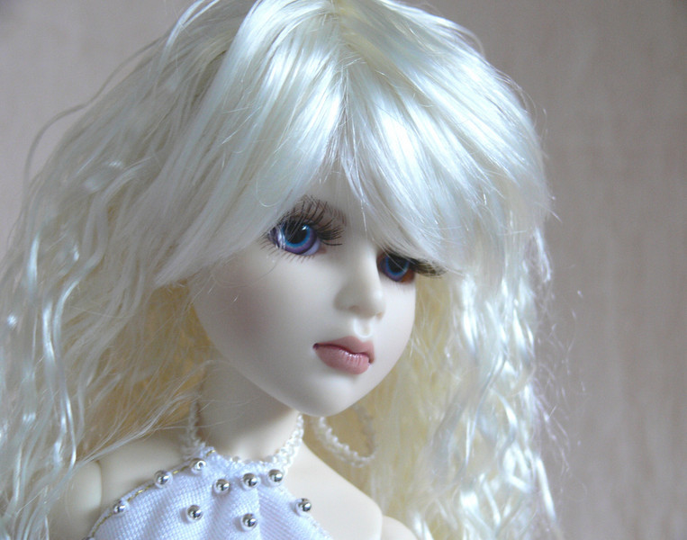 Quick pic of Emma (Goodreau Secret),...in some new dolly stuff!!! 538007538_Sk7qj-L-2