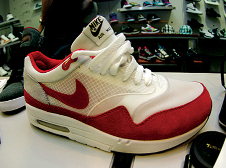 PUTAS MODAS Nike-air-max-1-2009-preview