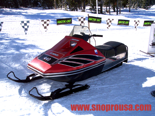 restauration - Restauration Ski Doo Olympique - Page 2 West-yellowstone-MT-2011-162