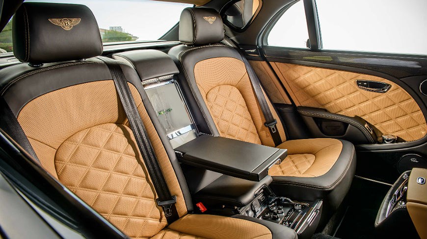  سيارة بنتلي مولسان Bentley-mulsanne-speed-interior-back-seat