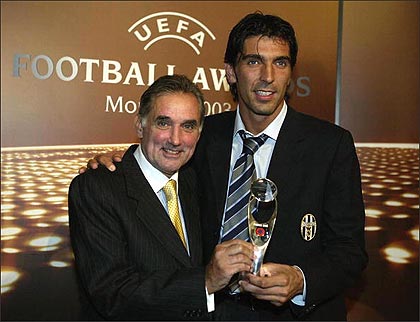 JUVENTUS MaGaZiNe Buffon_best030830b