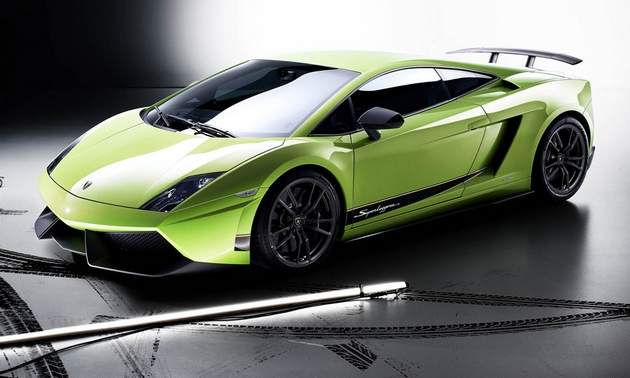 Why Michele Does Not Take Kara to Auto Shows... LP560-4_Superleggera