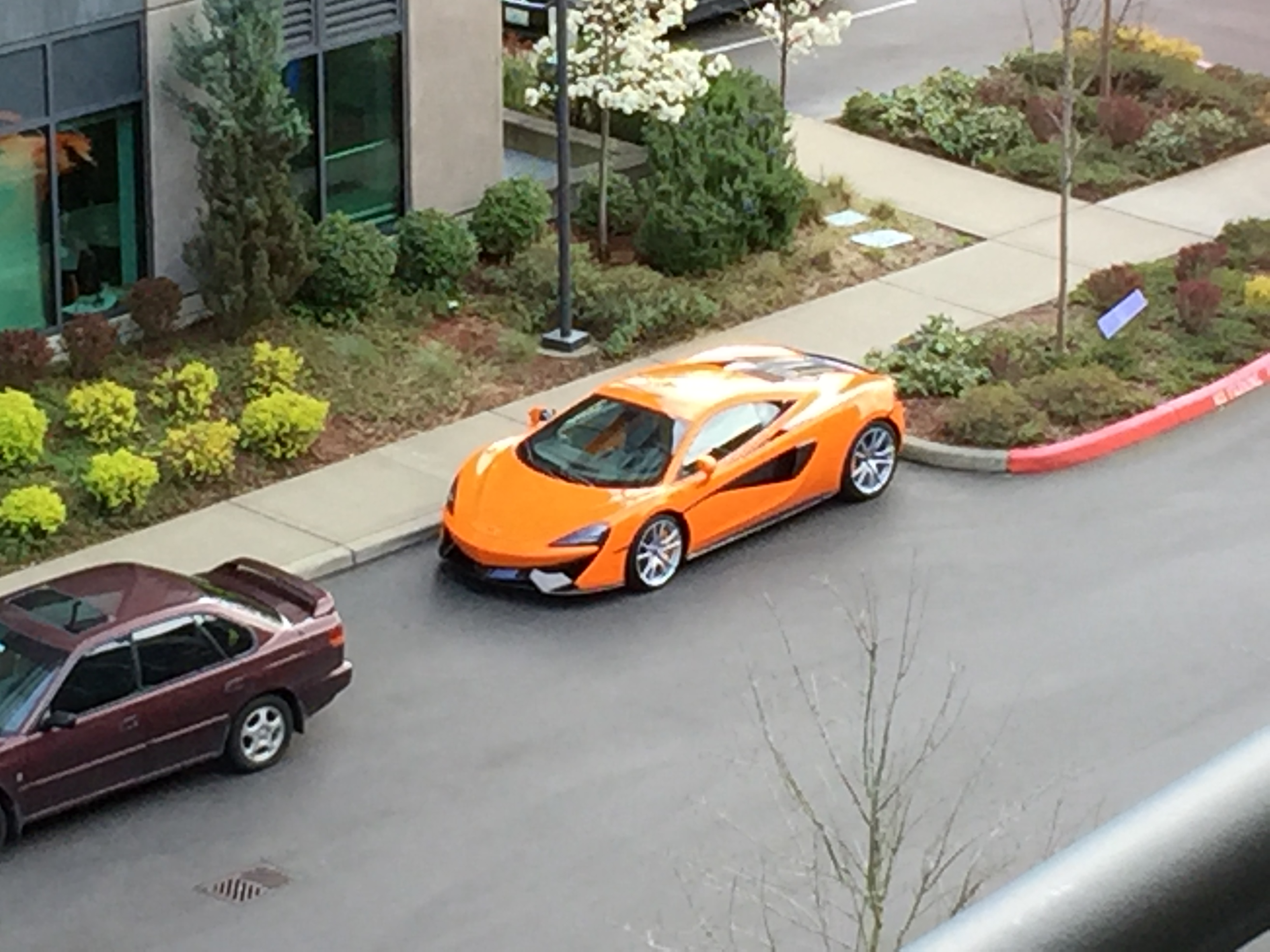 Automobili Lamborghini S.p.A. McLaren_575