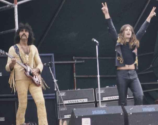 Black Sabbath VS. Led Zeppelin Black_sabbath_ozzy_osbourne_tony_iommi_1977