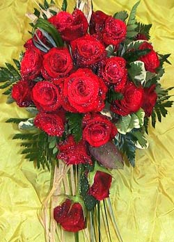 [ La Boutique à Valentine ] Bouquet_mariee_roses_red