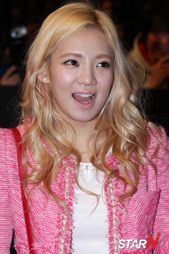 [12-03-2013] Tiffany, Hyoyeon, và Seohyun tham dự buổi lễ ra mắt của bộ phim "G.I.Joe 2'" Hyoyeon3