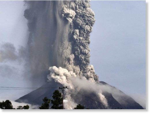 Indonesia’s Mount Sinabung erupts, causing massive evacuation  Ff