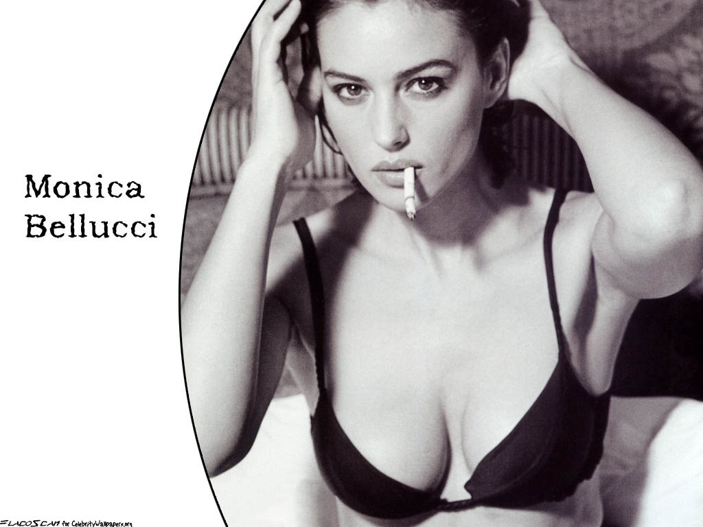 Muertes absurdas o curiosas - Página 2 Monica_bellucci_34