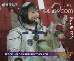 Une chinoise dans l'espace en 2012 China-taikonaut-woman-lg