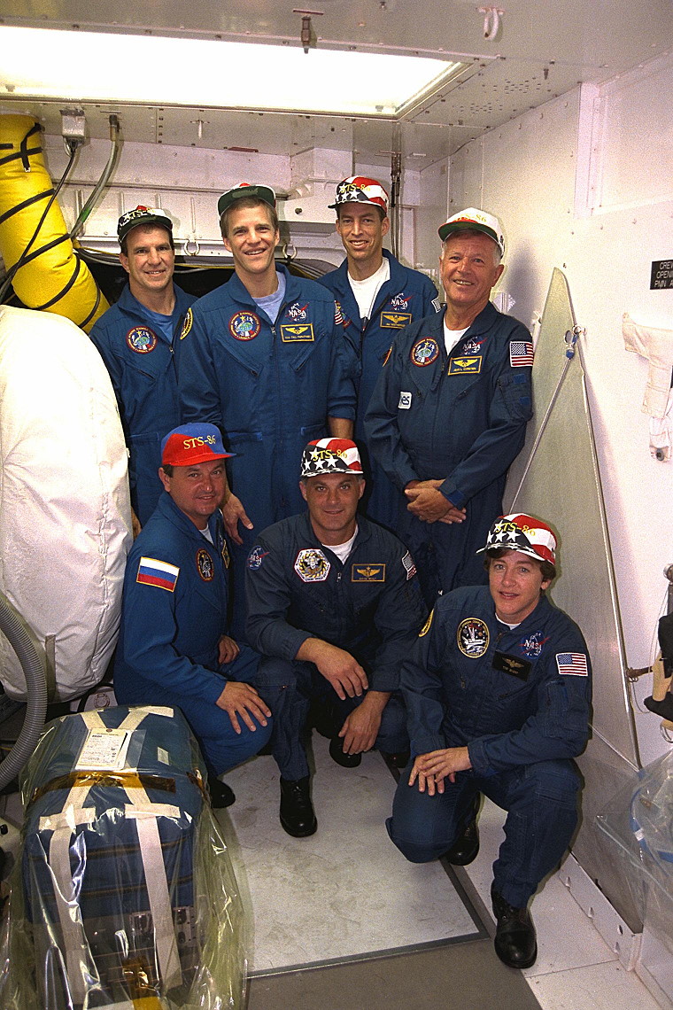 Longue interview de Jean-Francois Clervoy Sts-86_2