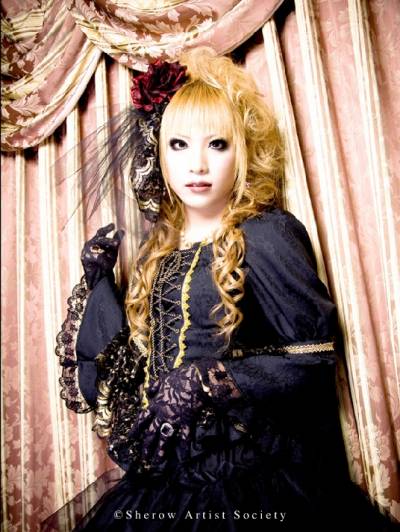 Mannen die zich als vrouwen kleden in de Visual Kei zijn überawesome/sexy!! Hizaki-13792