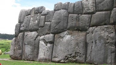 Le système de circuits vitaux de la Terre 3Sacsayhuaman